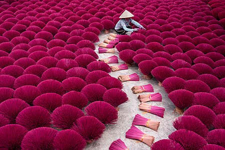 Incense production, by Vietsui