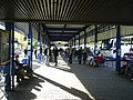 Polski: Dworzec autobusowy. Čeština: Autobusové nádraží. English: Main bus station.