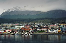 Uitzicht vanuit de haven van Ushuaia