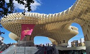 Metropol' Parasol' («metropoline vihmankatuz») vl 2011 (torguz i lidnan istorijan muzei, om letud vll 2005−2011)