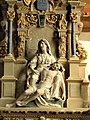 Église Saint-Patern : retable de Notre-Dame-de-Pitié, groupe statuaire de Notre-Dame-de-Pitié 2