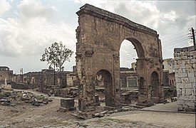 L’arc central, côté nord.