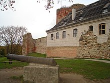 Bauska Castle 2.jpg